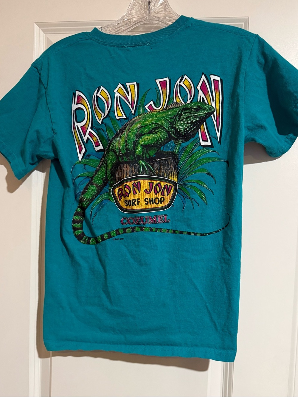 Ron Jon Vintage Youth T shirt size M- teal- lizard design rare tee